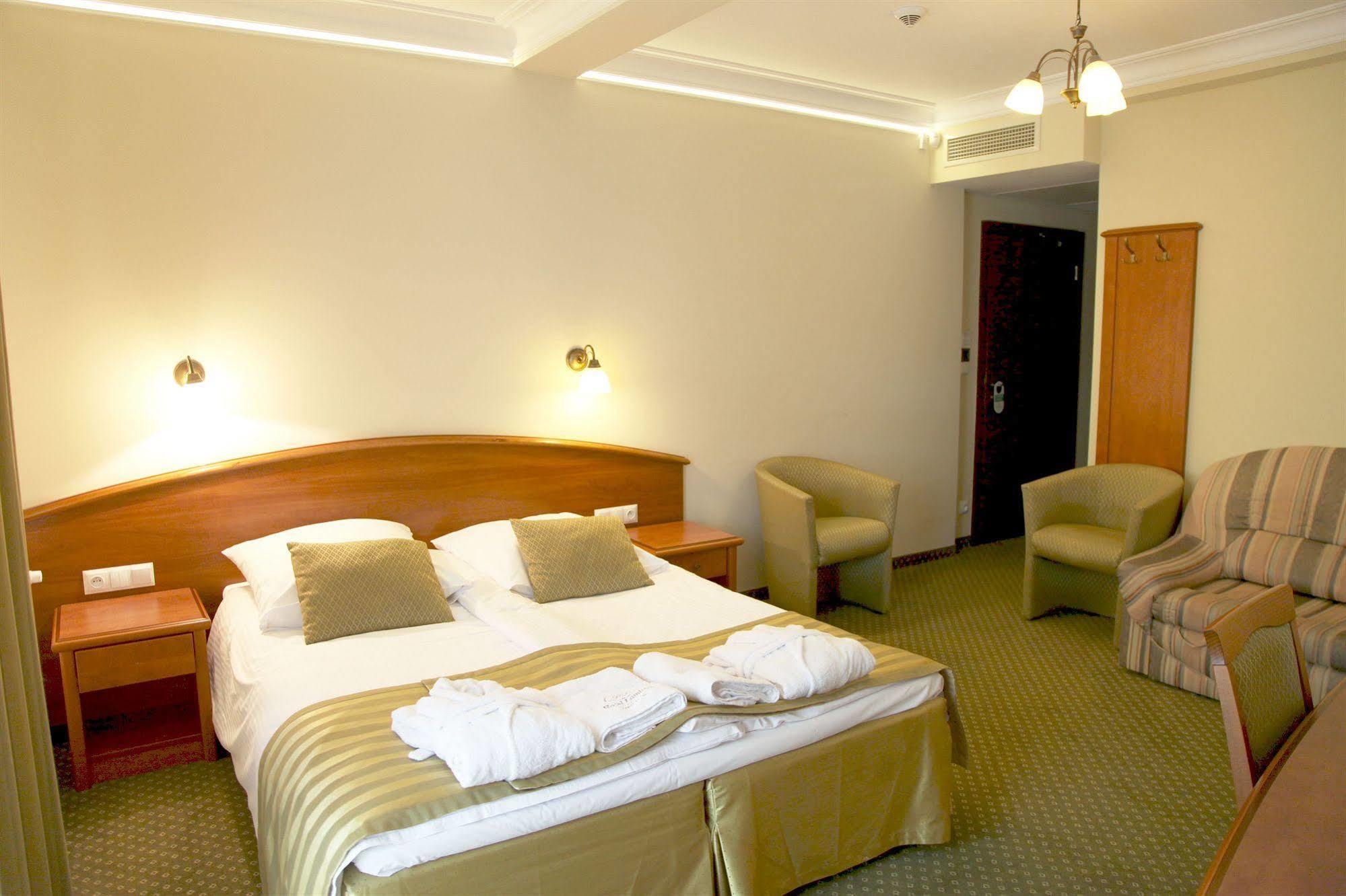 Hotel Lambert Medical Spa Ustronie Morskie Extérieur photo