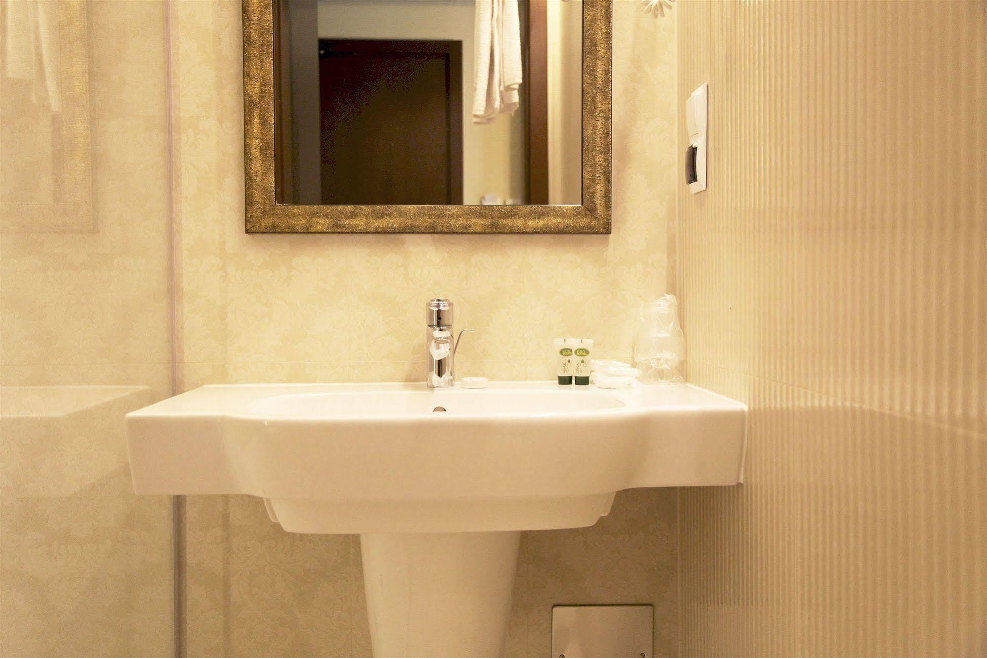 Hotel Lambert Medical Spa Ustronie Morskie Extérieur photo